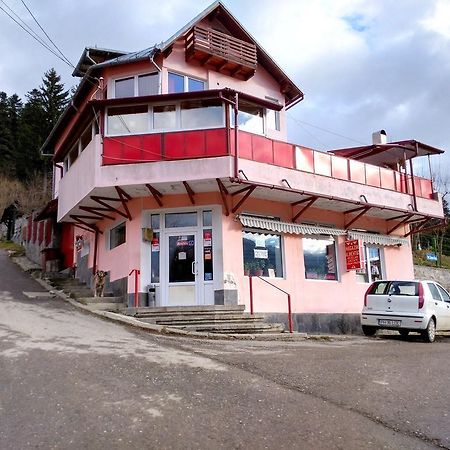 Vila Marcela Buşteni Exteriör bild