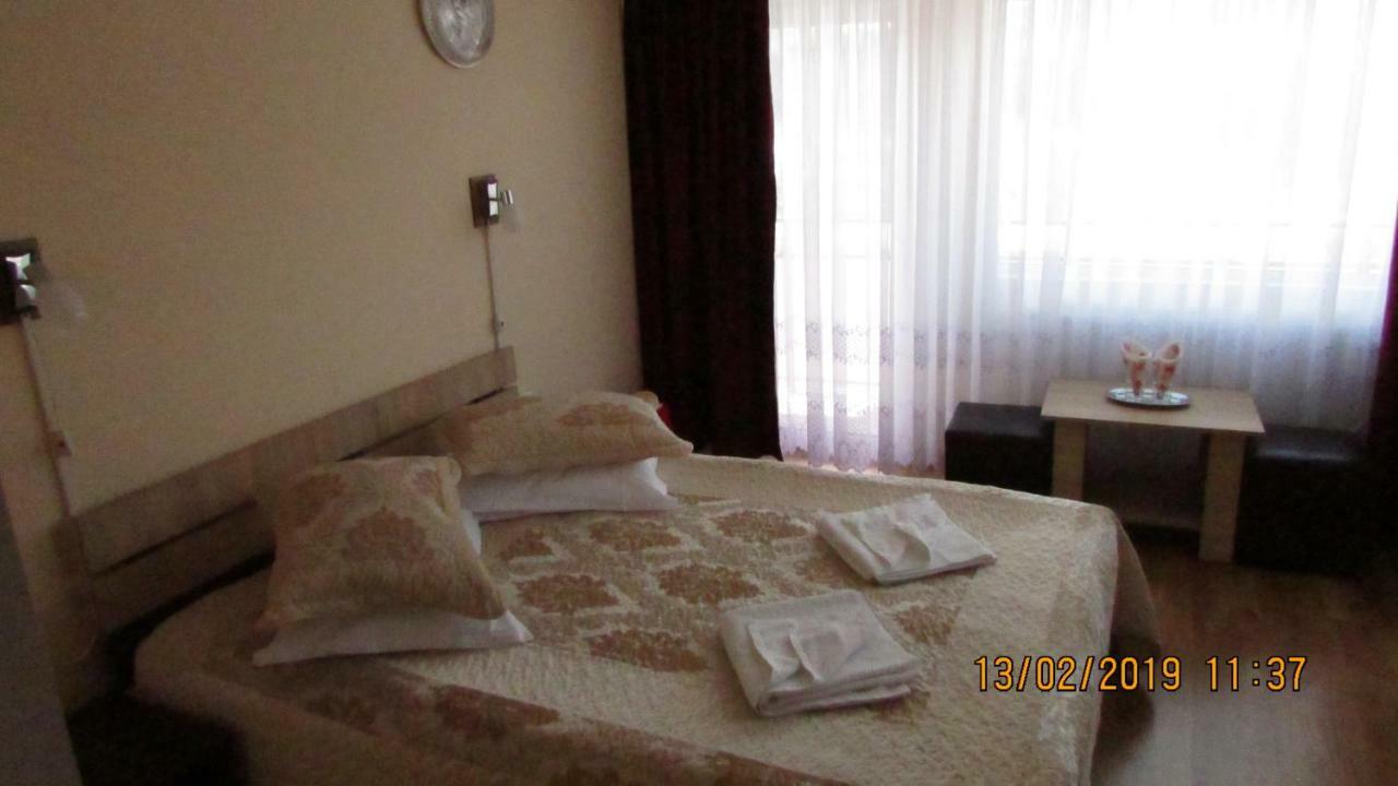 Vila Marcela Buşteni Exteriör bild